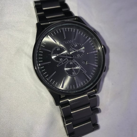 Nixon Sentry Chronograph Gunmetal Watch - Picture 7 of 10